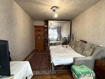 квартира за адресою Братиславська вул., 44/2