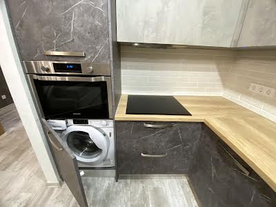 квартира за адресою Ростиславська вул. (Маршала Рибалка), 5б