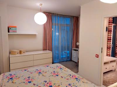 квартира за адресою Регенераторна вул., 4