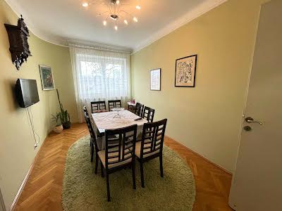 квартира за адресою Котляревського, 32