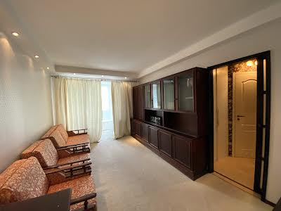 квартира за адресою Авіаконструктора Антонова вул., 15А