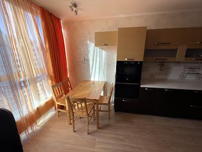 квартира за адресою Драгоманова вул., 2-А