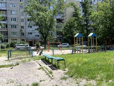 квартира по адресу Зои Гайдай ул., 9-А