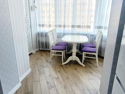 квартира за адресою Академіка Амосова вул., 63
