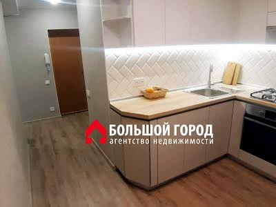 квартира за адресою Бочарова вул., 8