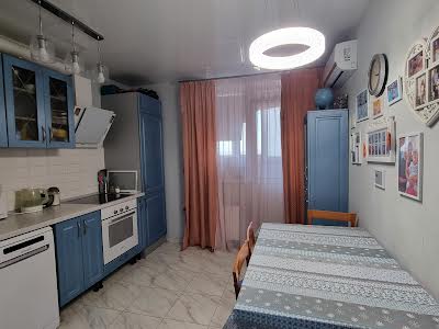 квартира за адресою Соломії Крушельницької вул., 15