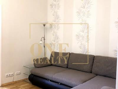 квартира за адресою Машинобудівна вул., 34