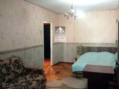 квартира за адресою Полякова вул., 3А