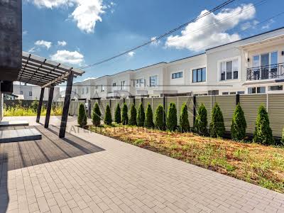 будинок за адресою озерна, 1
