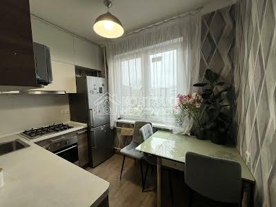 квартира за адресою Амосова вул. (Корчагінців), 25