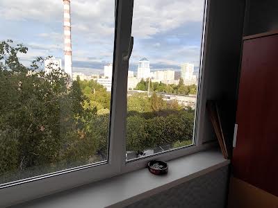 квартира за адресою Жуля Верна бульв. (Ромена Роллана), 13