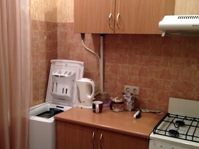 квартира за адресою Космонавтів вул., 3