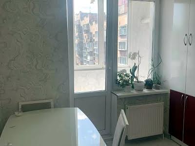 квартира за адресою Тернопільська, 10