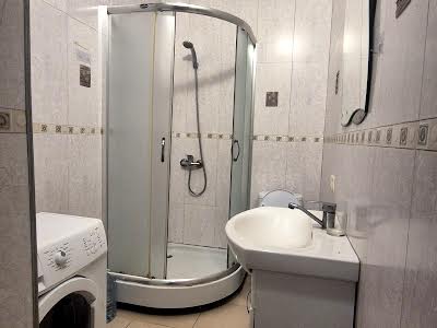 квартира за адресою Садова вул., 13 