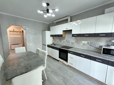 квартира за адресою Гренджі-Донського, 23