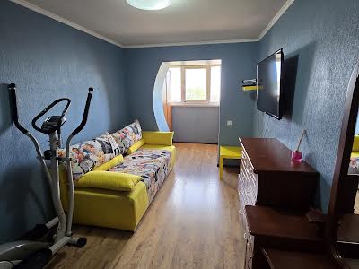 квартира за адресою Космонавтів вул., 104а