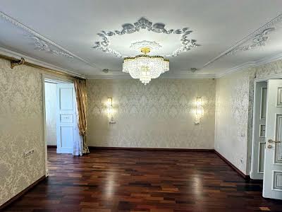 квартира за адресою Миру просп., 4-А