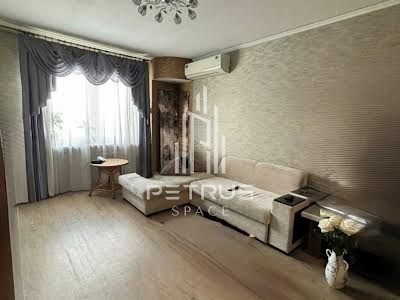 квартира за адресою Краківська вул., 13-В