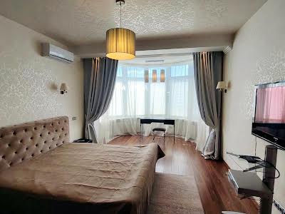 квартира за адресою Дмитрівська вул., 69