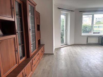 квартира за адресою Пріорська вул. (Полупанова), 10