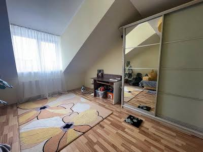 квартира за адресою Коновальця вул., 3