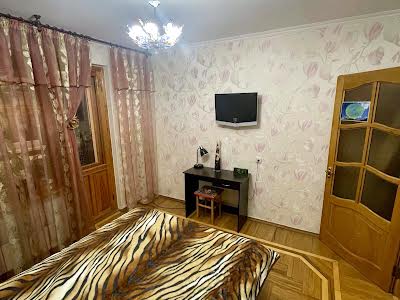квартира по адресу Червоной Калины просп. (Владимира Маяковского), 74/9