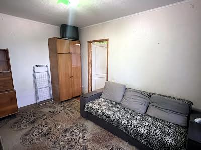 квартира за адресою Познанська вул., 8Б