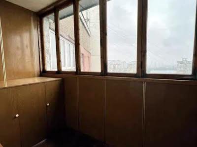 квартира по адресу Ревуцкого ул., 10/2