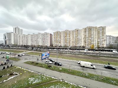 квартира за адресою Григоренка Петра просп., 21