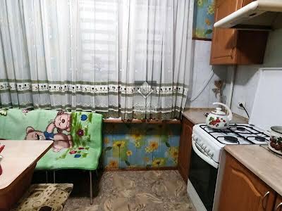 квартира за адресою Чарівна вул., 38