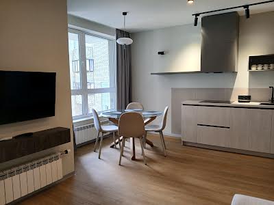 квартира по адресу Драгоманова ул., 31а