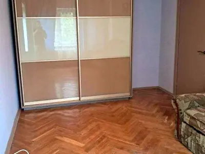 квартира по адресу Строителей ул., 4-А