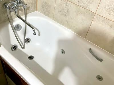 квартира за адресою Регенераторна вул., 4