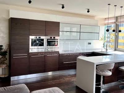 квартира за адресою вул. Вишгородська, 45