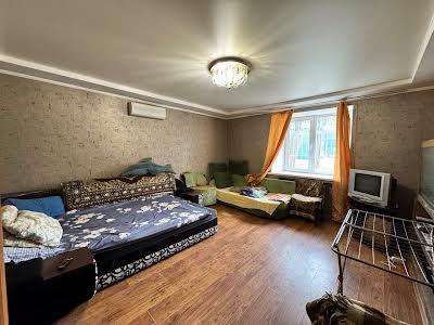 квартира по адресу Степана Тильгы ул. (Революційна), 29