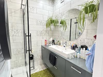 квартира за адресою Андрія Малишка вул. (Льва Толстого), 102