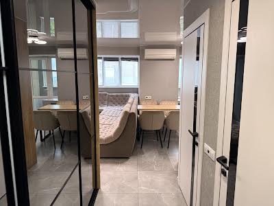 квартира по адресу Запорожское ул., 40