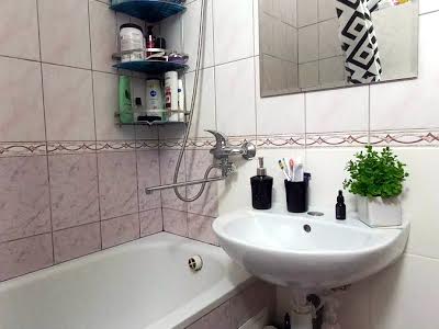 квартира за адресою Юрія Кондратюка вул., 4-Г