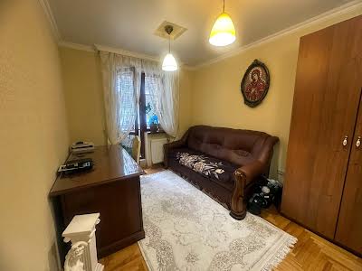квартира за адресою Володимирська вул., 35