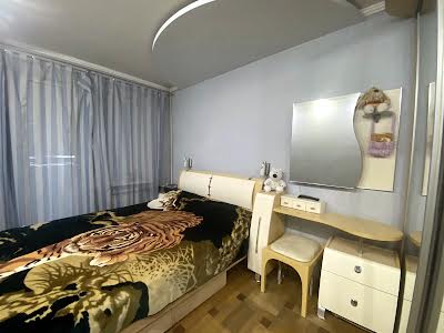 квартира по адресу Героев просп., 10