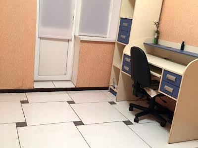 квартира за адресою Шкільна вул., 2