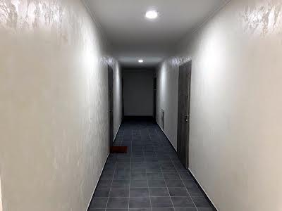 квартира за адресою Миру вул., 12