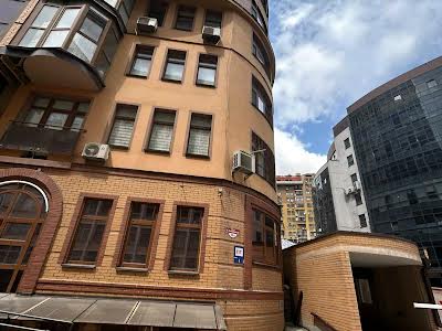 квартира за адресою Євгена Коновальця вул. (Щорса), 36-В