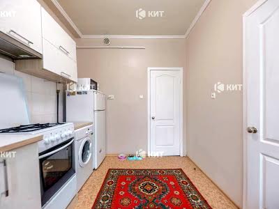квартира по адресу Защитников Украины пл., 1