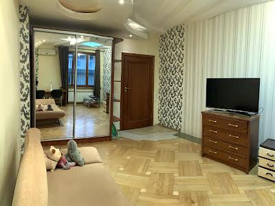квартира за адресою Володимира Антоновича вул. (), 90