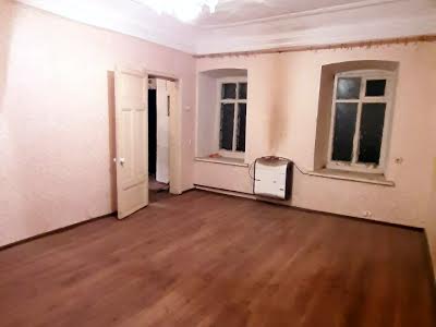 квартира за адресою Степова вул., 64