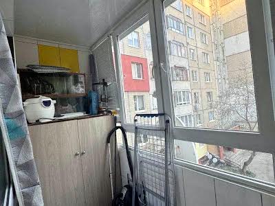 квартира по адресу Коломыйская ул., 8