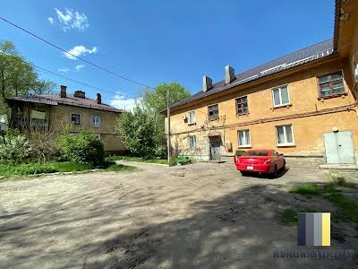 квартира по адресу Павла Чубинского ул., 1
