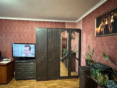 квартира за адресою Степана Бандери вул., 8