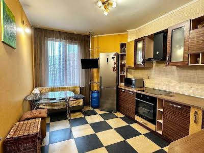 квартира за адресою Гольдбергівська вул. (1-ї Кінної Армії), 9